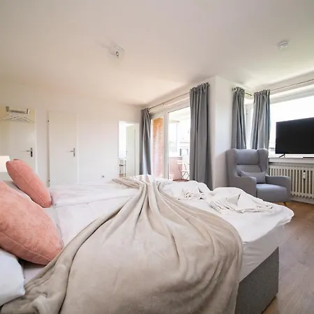 Apartment Favorite - And - Neuss