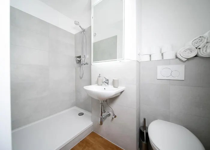 Favorite - And - Appartement