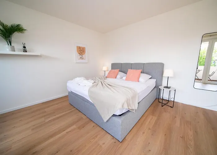 Favorite - And - Appartement