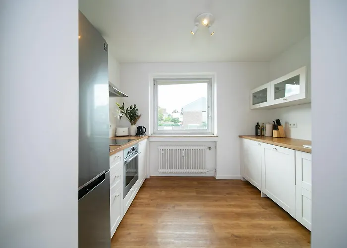 Favorite - And - Neuss