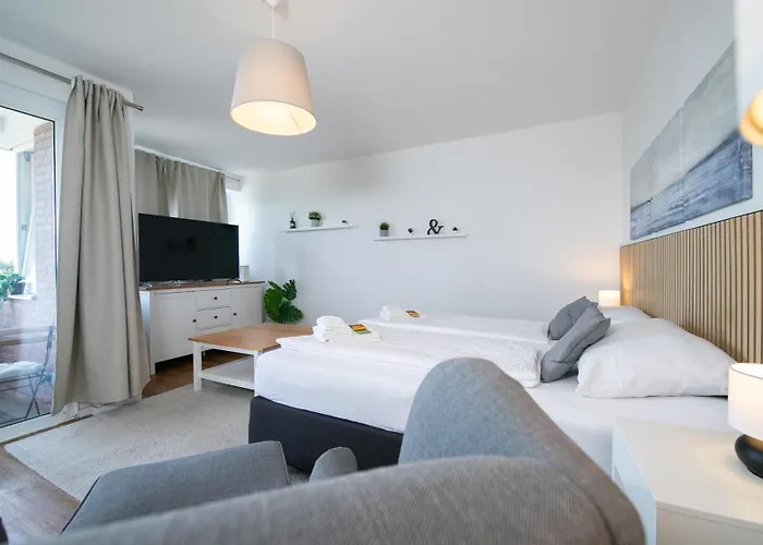 Appartement Favorite - And - Neuss